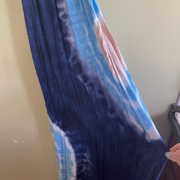 Beautiful sun dress - Picture 2 of 2